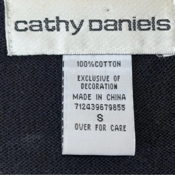 Cathy Daniels | Black Studded Floral Zip Front Cotton Cardigan Sweater, Small - Picture 4 of 4